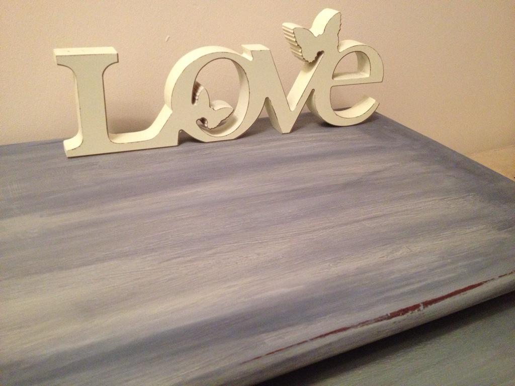 shabbychiccasey's tweet photo. #shabbychic #old-violet #paris #grey #chalkpaint #rustic #furniture add #texture #blendedpaint @AnnieSloanHome http://t.co/ExDFwF445B