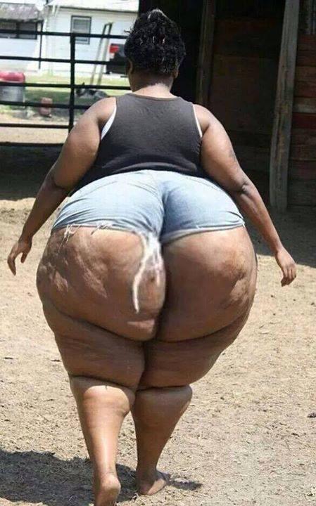 Lifeswan's tweet image. @speedysouter @dmtownsend what do u think to my new running outfit?? #tomuch #tolittle