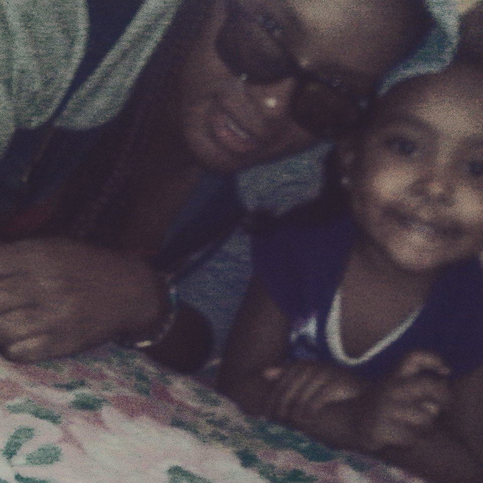 DayhizStronng's tweet image. @CaritoColl #FelizSabado Que caiga sobre ti y tu familia una tormenta de bendiciones🙏🙏#AbrazosYBesos Multicolores💋👈