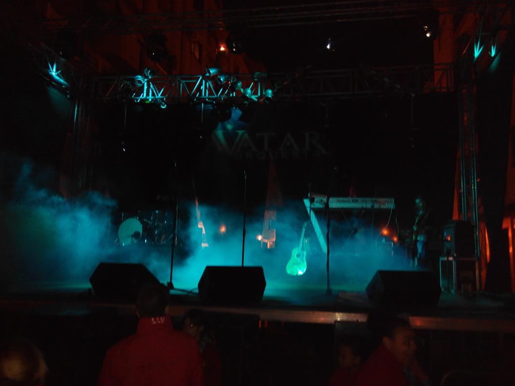 elpajaropablo's tweet photo. Comenzamos en @FLuisLamarca !!! La noche prometeee!!! #AvatarLLV http://t.co/IXMHmndzPN