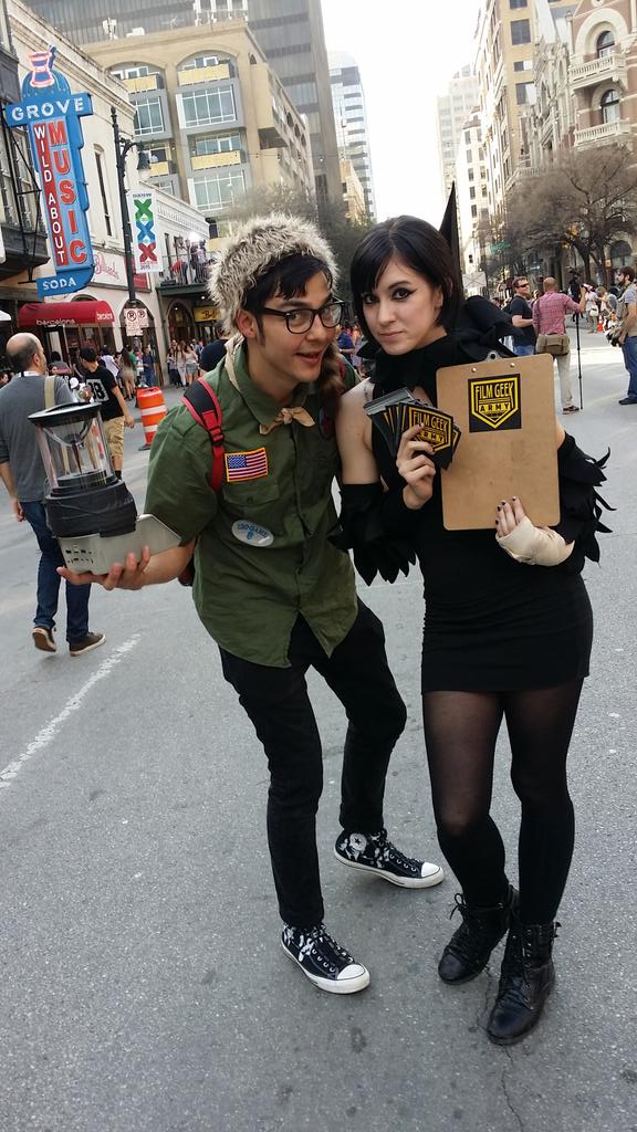 JJCastilloVR's tweet photo. Running around #MoonriseKingdom style w/ @jennygacy giving out @FilmGeekArmy swag w/ a #kogeto #360camera #SXSW2015 http://t.co/3fXfivLO7u