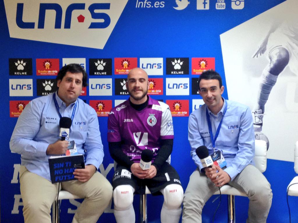 RFAF's tweet photo. #Jaen disfruta de la fiesta @JaenFS que logra meterse en la final #CopaLNFS con Gonzalo protagonista #orgulloandaluz http://t.co/VE9AWPkNpU