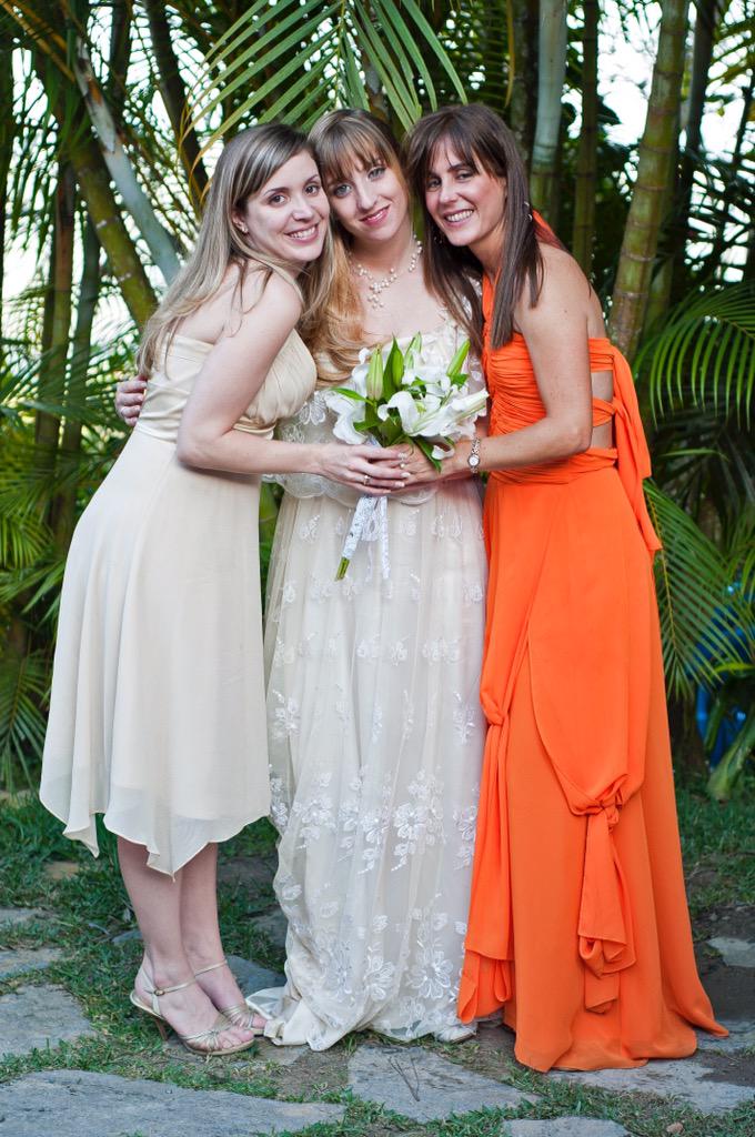 VisualoUK's tweet image. Are you looking for a photographer?  #weddingphotos #hampshireweddings