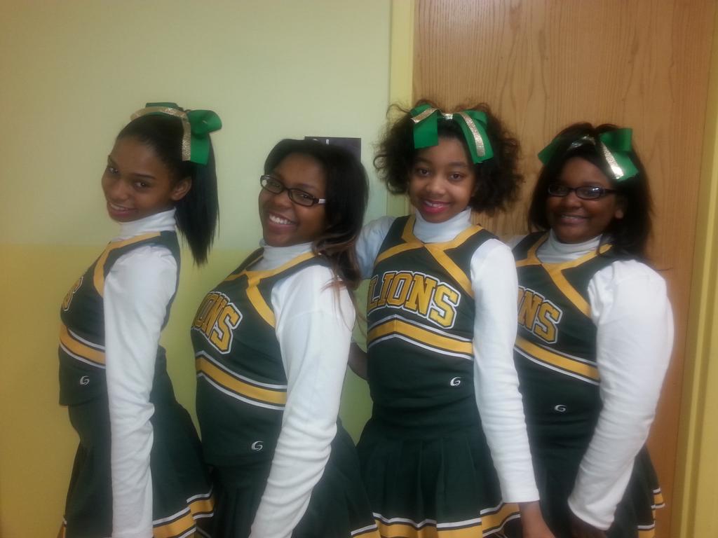 Firstgrade_AKP's tweet photo. Akron prep cheerleaders! http://t.co/XzkfyynuPa