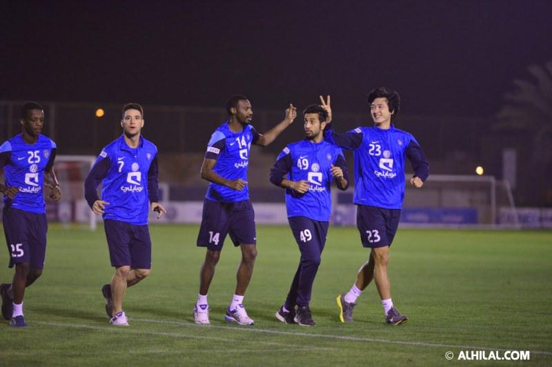 Alhilal_FC's tweet photo. 3 - 4

تمرين الملكي يوم السبت 14 مارس 2015

#الهلال

#alhilal http://t.co/kckveVOSlE