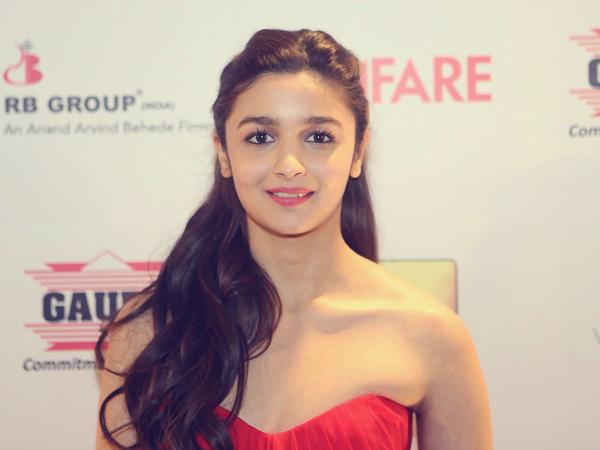 Happy Birthday Alia Bhatt 
The Kucchi Girl on The world 22th Birthday   