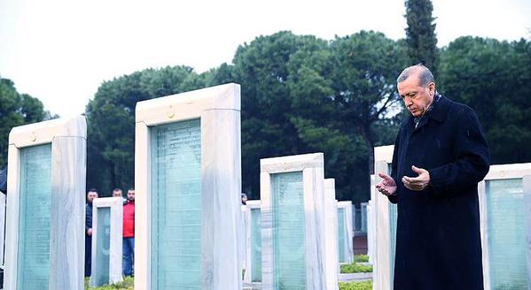 CumhurunFedaisi's tweet photo. Dedesi Fatih'in emanetidir Çanakkale,
Allah! Allah! nidası Mehmede en güzel Kale,
#çanakkalegeçilmez bizdeki iman ile http://t.co/Ihq1a8hc9g