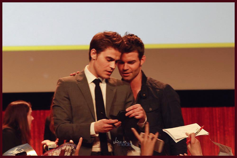 Happy 4th Twittversary Paul Wesley and happy Birthday Daniel Gillies! 