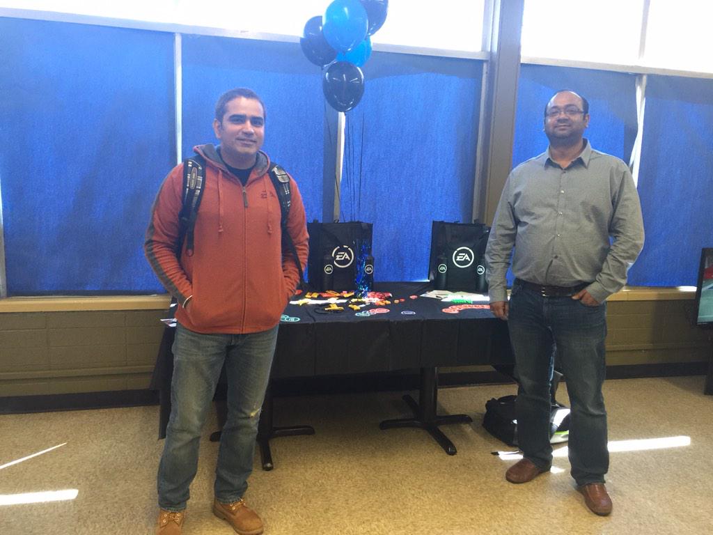 ¡Muchas Gracias <a href="/EA/">Electronic Arts</a> for sharing <a href="/ChiefCoder/">Sumit Amar</a> with us @MVMT50's #divhack <a href="/HustonTillotson/">Huston-Tillotson</a>; he's phenomenal🙌!