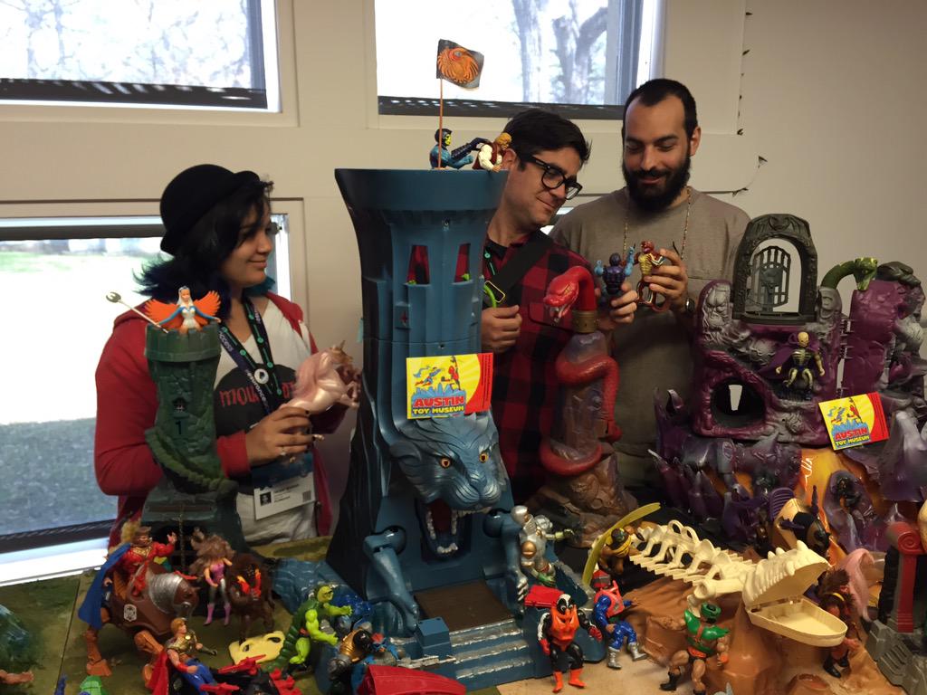 KitchenOverlord's tweet photo. One of the 5 siblings in God Bless The Child playing with her dad at #FBTVSXSWLive #sxsw #gtbcfilm http://t.co/ZKYYdBa3RD