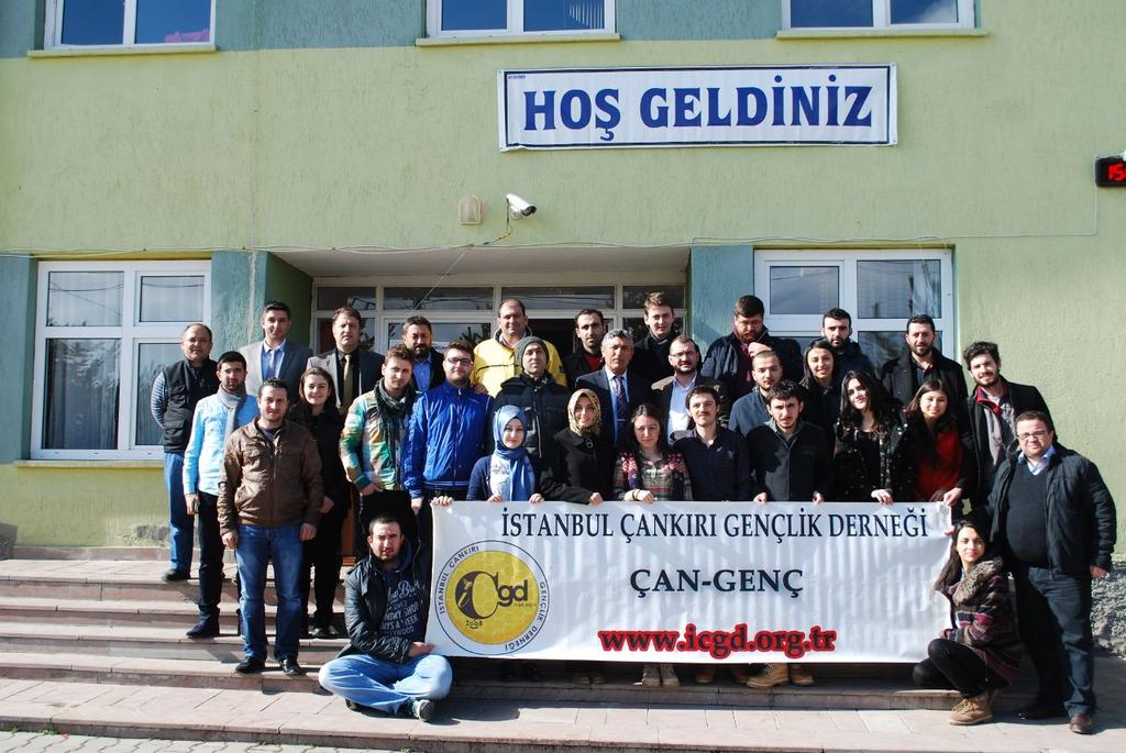 OradakiBizler's tweet photo. Oradaki B.İ.Z.'ler Projemizin 9.su olan Orta Ortaokulu Kütüphanesini çok güzel bir açılış ile gerçekleştirdik. http://t.co/hOubdKiU0S