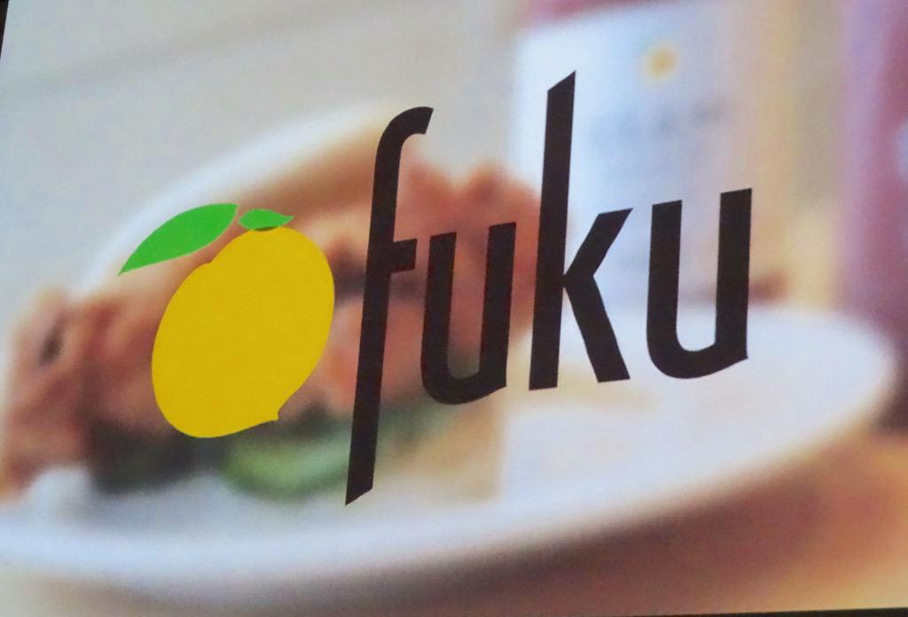 SkoutAustin's tweet photo. .@momofuku Fried chicken sandwich - new #NYC craving. http://t.co/PGXoLlVpVy #SXSW2015 http://t.co/wRldVCxNaR