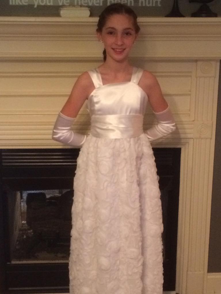 dugusto89's tweet photo. Cotillion time http://t.co/VAWPjHfVIM