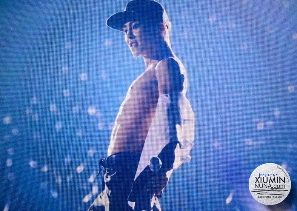 sb_base's tweet photo. Makin all you guys horny. 😉😉😉 http://t.co/2d3c0UeOkw