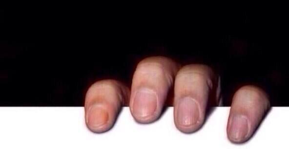 ComedyOnIy's tweet image. Retweet this second