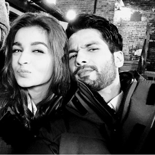  On Shooting With her Crush Shahid Kapoor Happy Birthday Alia Bhatt 