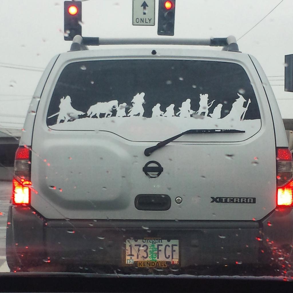 Jessie_Hallie's tweet image. No one in the car with me understood why I was so excited.
@DomsWildThings @woodelijah @SeanAstin @BillyBoydActor