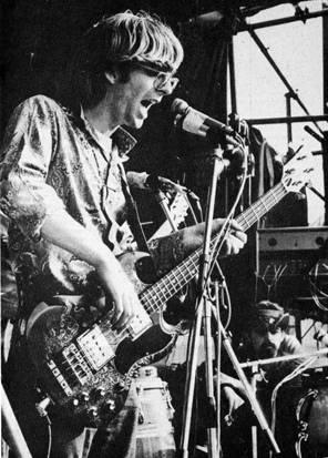 Happy 75th birthday to Phil Lesh, founding member of The Grateful Dead, born on March 15, 1940! 