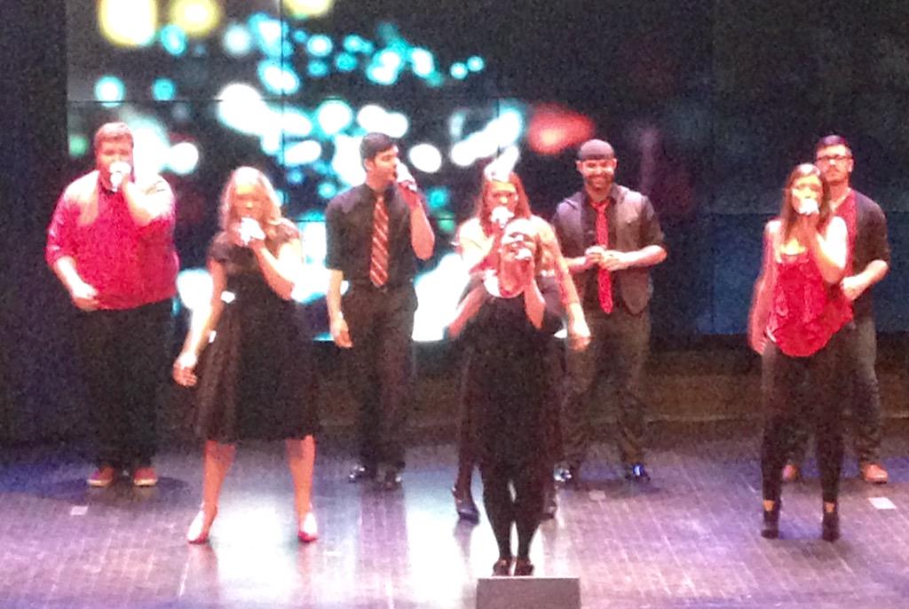 JMUPresidentJim's tweet photo. @ImpromptuEC takes stage to kick off #SingOffEC @UWEauClaire with "Blank Space" by Taylor Swift http://t.co/FKC94ivfr4