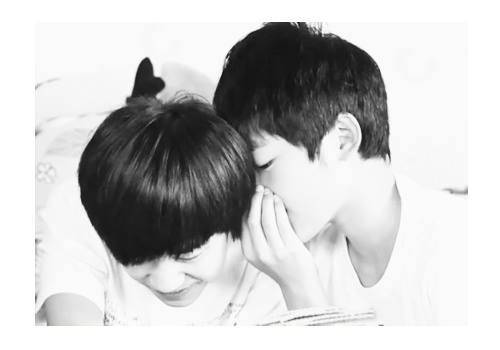 HeNgSuAiSuTsUt's tweet photo. แง่ะฟิน #xihong #ฟิน #tfboys #qianxi #zhihong http://t.co/M9FcLft6Fc