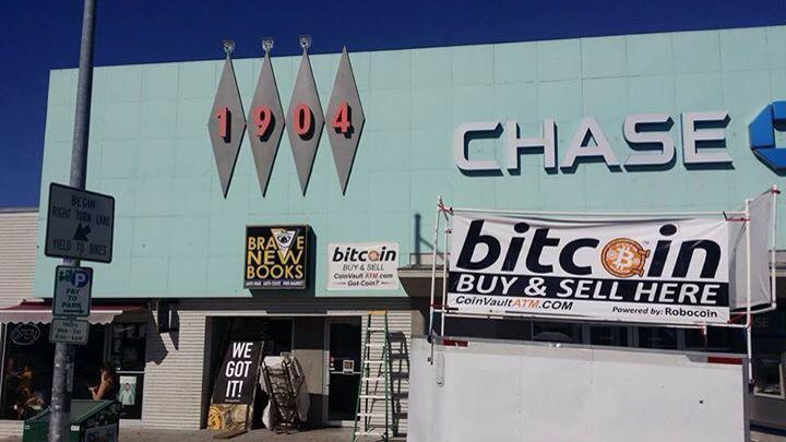 CoinVaultATM's tweet photo. #512bitcoin #altsxsw @TheBitMom @sovbtc @BraveNewBooks http://t.co/EuQC4K5jXl