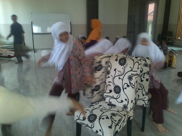 gebitshaheer's tweet photo. Games with @gebitsugoro http://t.co/uCLOYfqJ9p