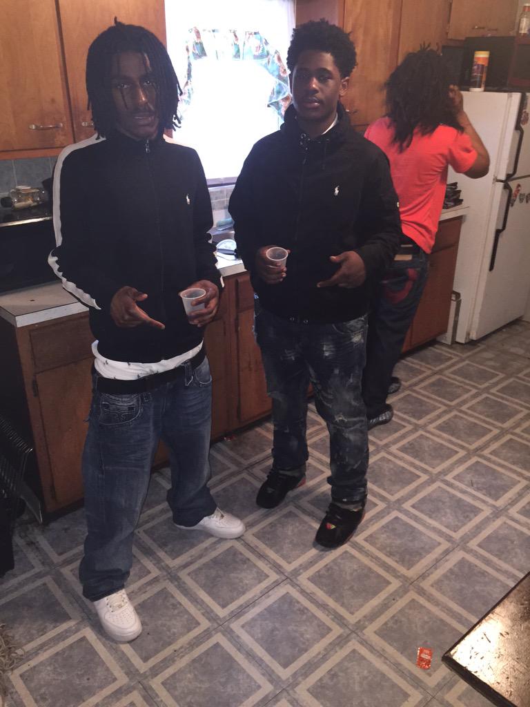 GNigelFrmEA's tweet photo. #NGRMG💯🅾👻 http://t.co/HTQoD931Gq