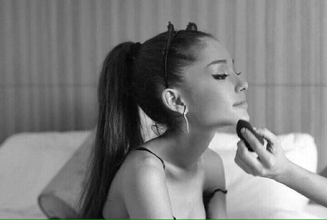 rolarin_5266mk's tweet photo. フォロワーさん400人いったので久々にタグやります😇💖
#ArianaGrande好きな人RT 
#arianatorの人RT
#アリアナ好きな人RT
#外国好きな人RT
#RTorふぁぼした人全員フォロー http://t.co/WQheQhl3tO