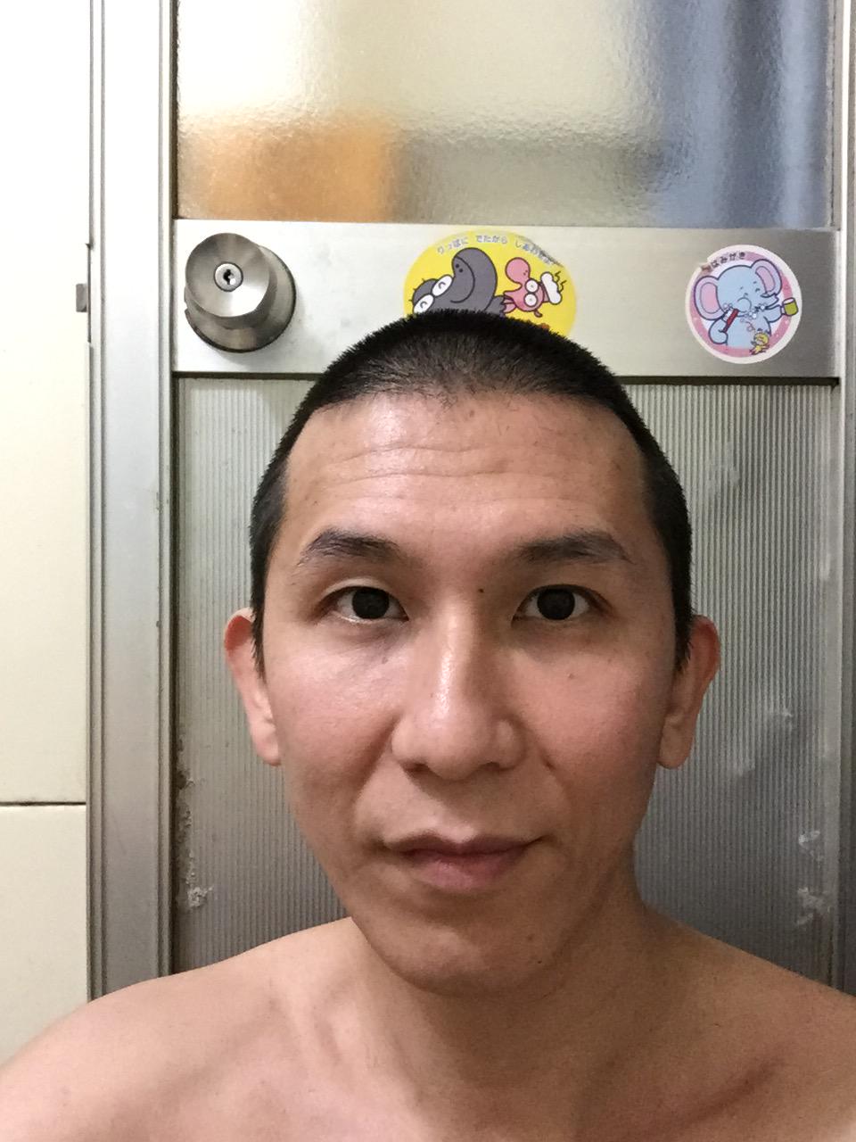 ちぇん 朝トレ筋肉痛 はい 1cm坊主 Http T Co F533qeu9n7 Twitter
