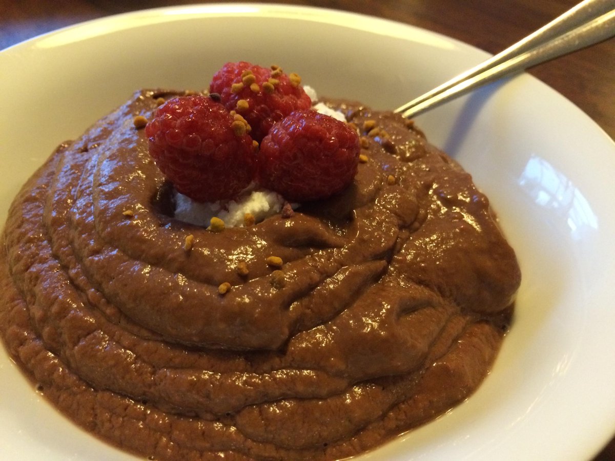 Eat more #fruit &amp; #veg #MakeoverMarch Hide veggies in recipes...#spinach in #smoothies...#avocado in choccie mousse.