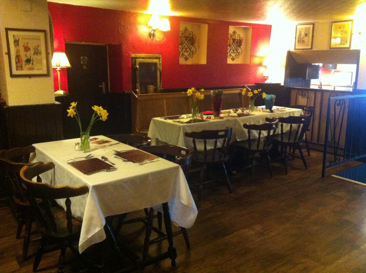 Head down to the kings arms for your Mother's Day specials! Great deals for everyone!