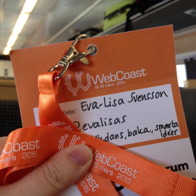 EvaLisaS's tweet image. Sitter på tåget hem och inser plötsligt att jag har #webcoast skylten på mig. Okej, så alla vet nu vad jag heter.