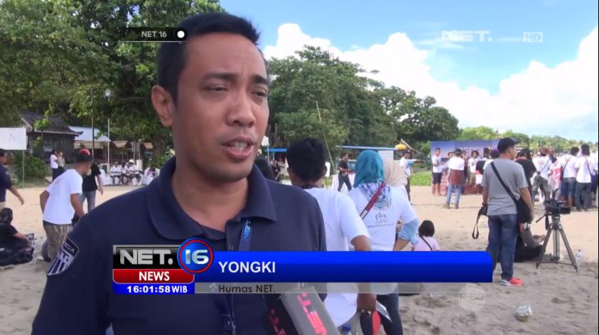 mdtvindonesia's tweet photo. Minggu pagi, ratusan anggota komunitas OI @iwanfals &amp; #NET_GoGreen gelar aksi bersih sampah di Pantai Kuta #NET16 http://t.co/zqsWRamJ8P