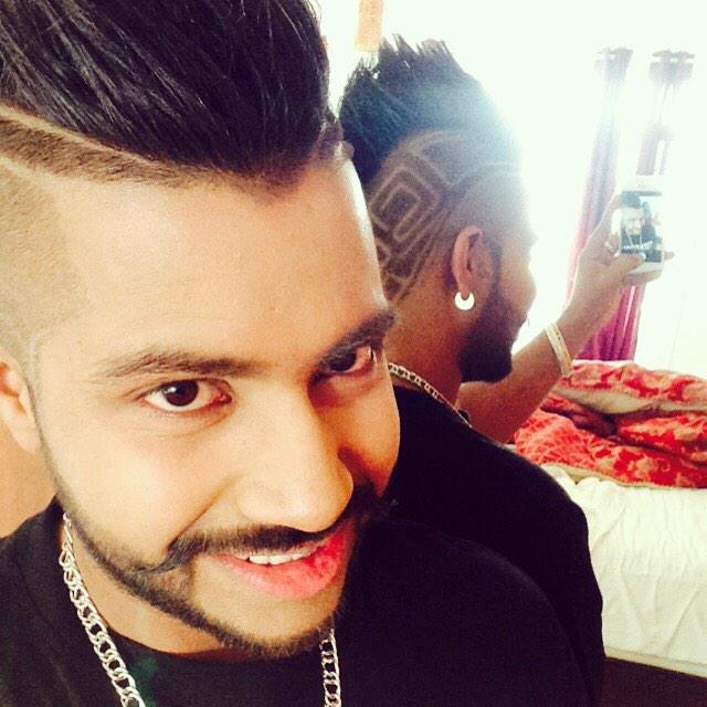 Sukhe Muzical Doctorz (ਡੌਕਟਰਜ) on Instagram: “All i got is myself!” |  Instagram, My style, Beard