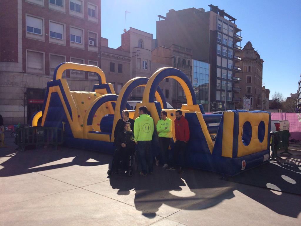 treballempresa's tweet photo. Preparant-nos per la festa #25anysVaporLlonch http://t.co/dmLQDi3KBM