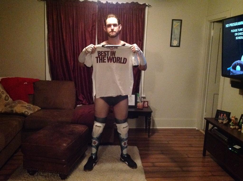 CoreyHillard's tweet photo. @CMPunk http://t.co/jx46noaur4