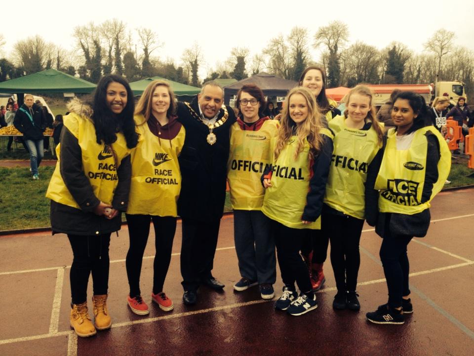 DSTC6th's tweet photo. DSTC 6th marshalling the dartford half marathon! http://t.co/1Vibk4pB9K
