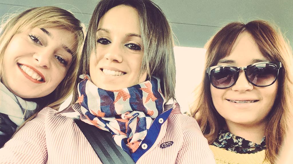 Judith65085038's tweet photo. De camino a Segovia ya a ver a @XarangaLaGaveta #ConcentracionDeCharangas2015 @IreneHerrero15 @albadsf 🎺🎷🎸🎵🎶🎼 http://t.co/kHKMJ33jaI