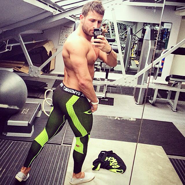 drchrisspearman's tweet photo. @Roxywin1 got nothing on me 😜 #UKBFF  #BikiniTall 🙌 http://t.co/rjCKtYRQ42