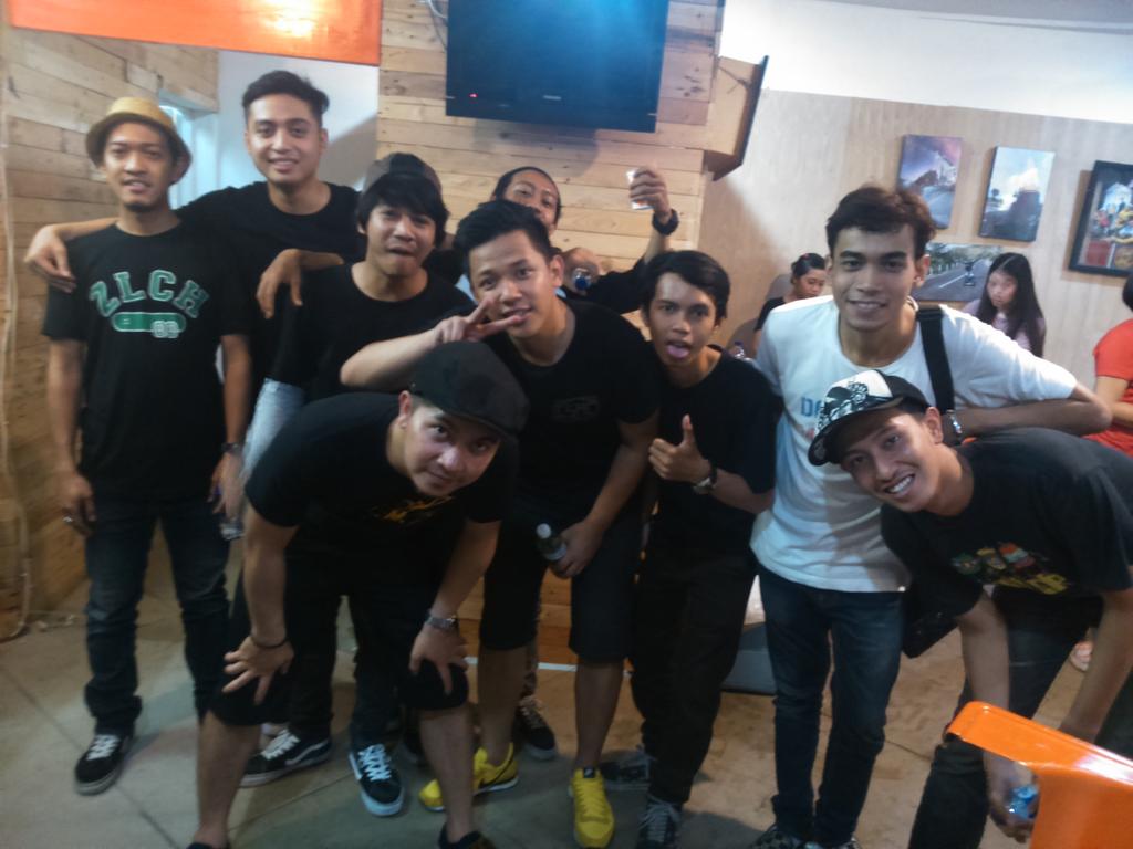 With @closeheadCH .. See u mates !!