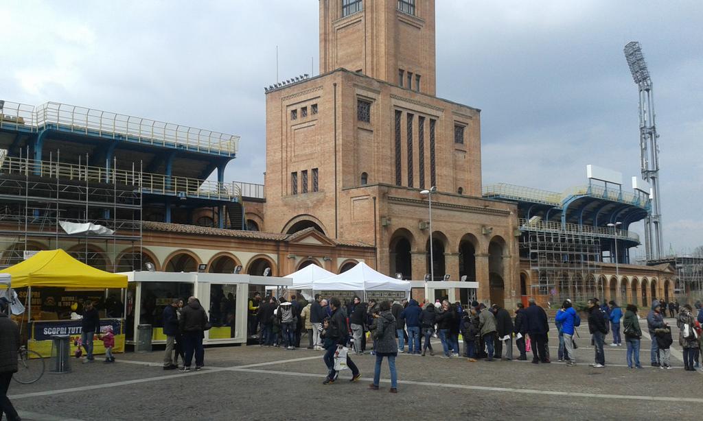 Finalmente Bologna!  #figurinepanini <a href="/figurinepanini/">Figurine Panini</a> #paninitour #BFCModena @BfcOfficialPage