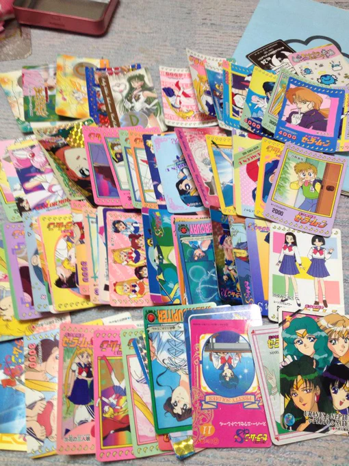 自我の記憶に浅いこの時分から収集癖こじらせるオタクっぷり……くそっ……いい仕事してやがるじゃねーか…! 