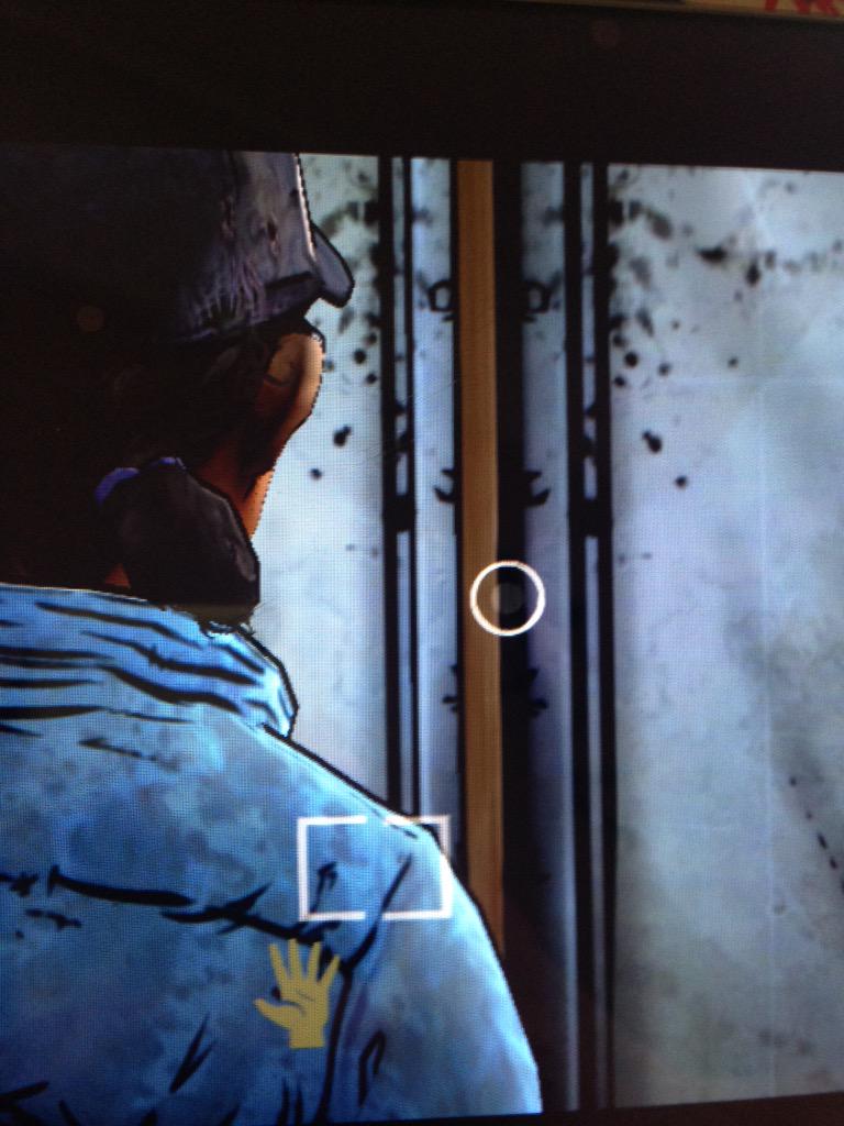 lozzawalsh's tweet image. Someone please help me open the tent!! #twd2game #ipadhelp #ioshelp @telltalegames