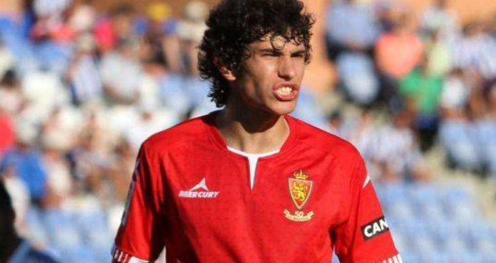 sultanbarca1899's tweet photo. أنباء عن اقتراب برشلونة مع التعاقد مع مدافع ريال سرقسطة جيسوس فا��يخو 17 عام  ! http://t.co/zqvuIGA20W"