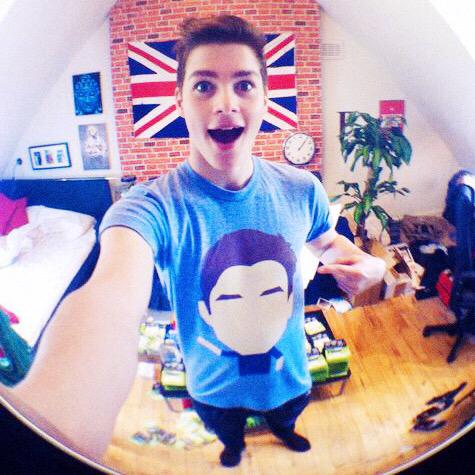 Selfies get daaaayz.