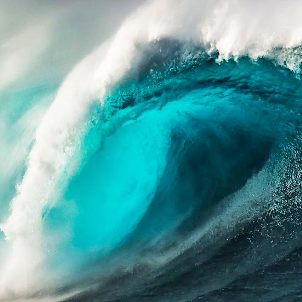 waiakea's tweet photo. Quiet the mind and the soul will speak. || Photo by Cesar Piret #giants #wave #oceanphotography #surfthis #greenroom http://t.co/VhdWsaEfil