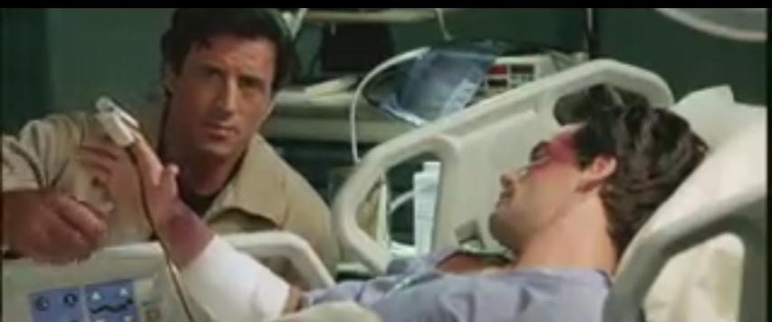 brujaratona's tweet photo. #MemoMoreno @iamdelafuente en el hospital con #JoeTanto @TheSlyStallone en la película #Driven x @TDTNeox España👏👏 http://t.co/mTexR0pkld