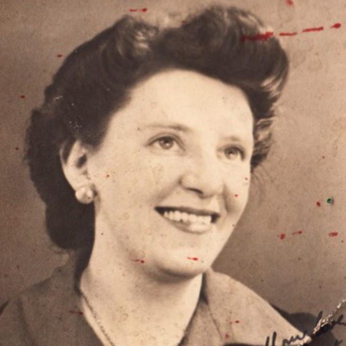 Nothing better than sharing memories with mum. Create a #MumsMemoryBox 
appsto.re/gb/4eOfJ.i  #mothersdaymessage