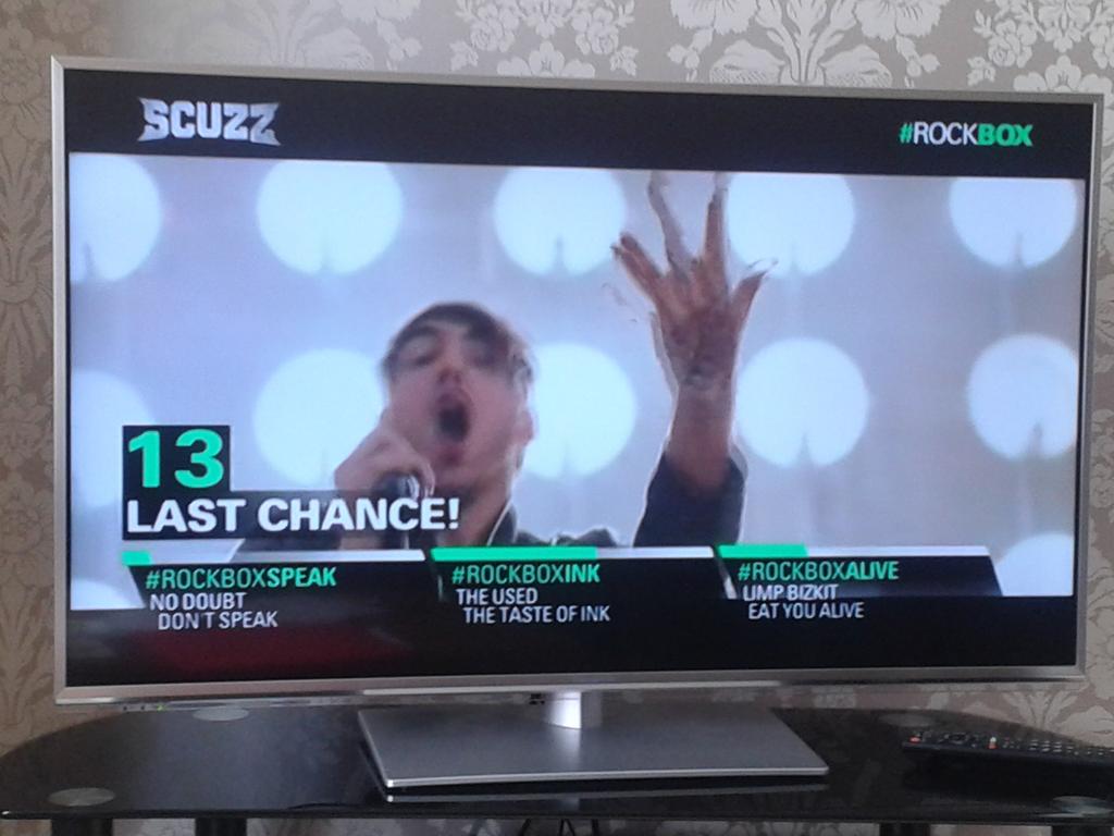 NHEAsimmyItIs's tweet image. #KidsInTheDark #KITD by @AllTimeLow  just came on TV 
#Rockbox @ScuzzTV