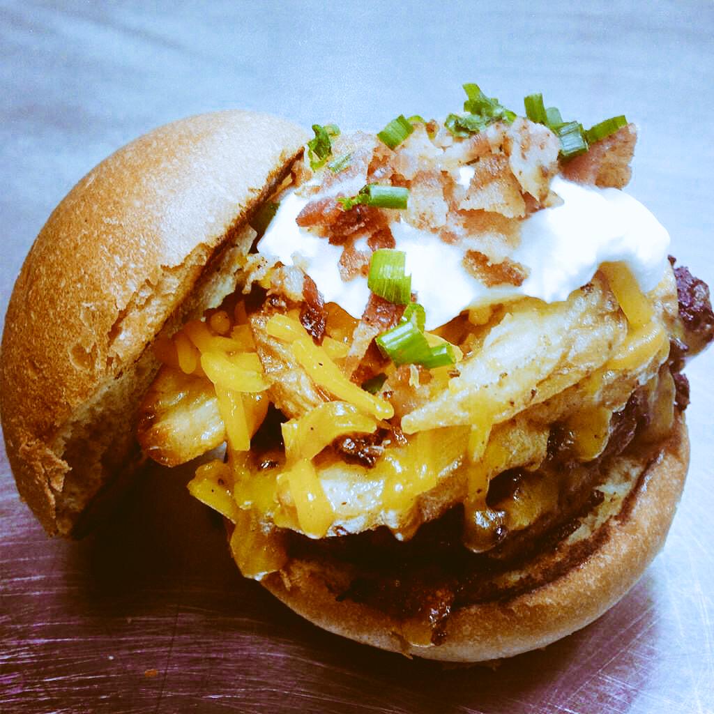 bacchanaltruck's tweet photo. #bacchanalburger #magnificentseven #foodporn #pineapplechow #trinibruschetta #burger #bacon http://t.co/VkoesZGKwf